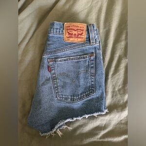 Dark Blue Levi 501’s